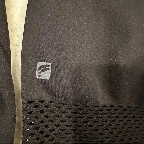 Fabletics Megan Seamless Pullover Black Stretch Hoodie Mesh Hem Cuff
Size Small - Picture 6 of 11